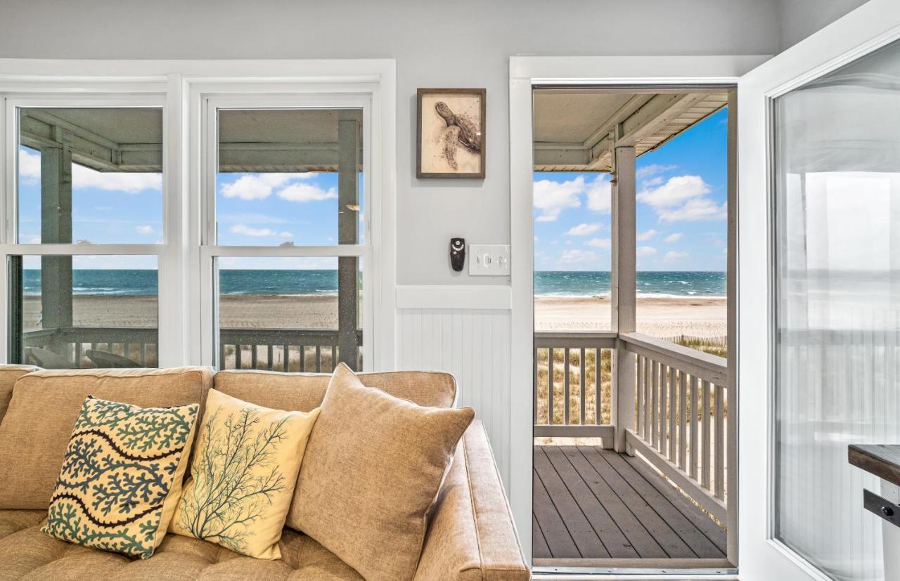 Willa Ocean Daze - Sleeps 22, Direct Oceanfront, Renovated May 2022 Holden Beach Zewnętrze zdjęcie